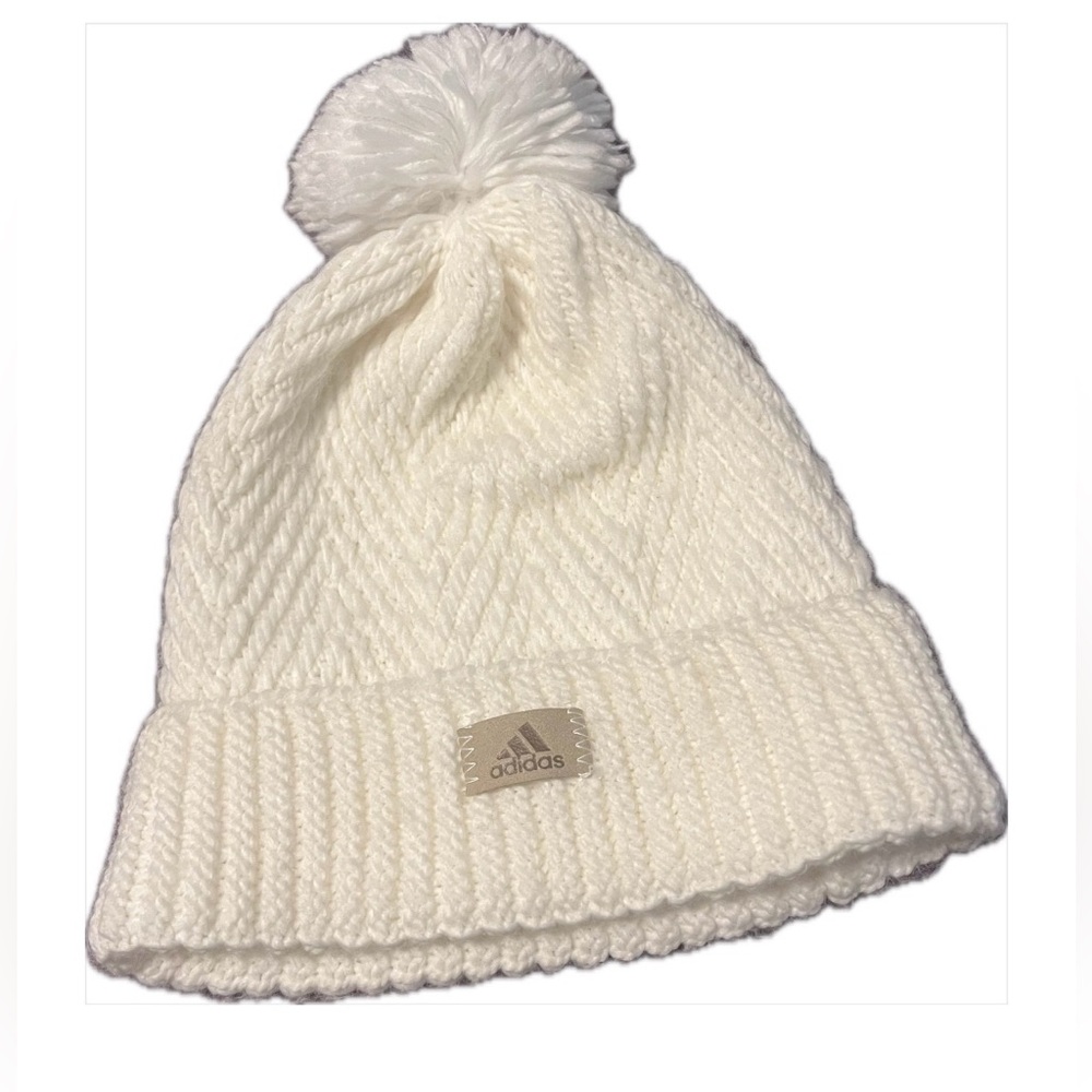 NWOT Adidas Twilight 4 Ballie Women’s Cuffed Pom Knit Beanie Hat